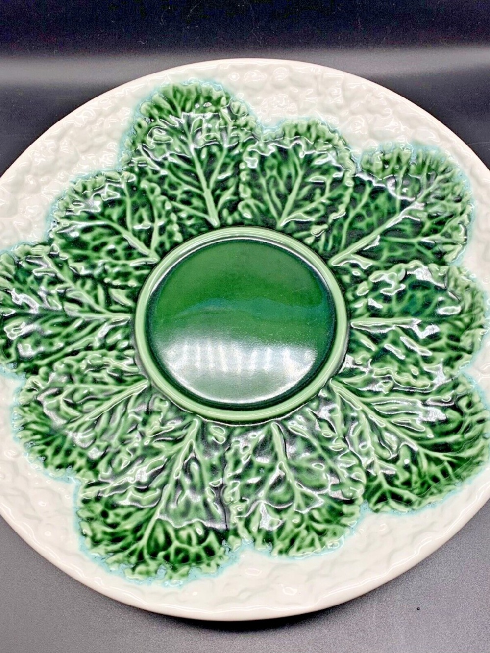 Large Round Portuguese Majolica Cabbage Platter Bordallo Pinheiro C Rainha 12.5"